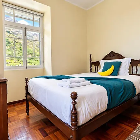 Banana Lovers - Farm View Apartment